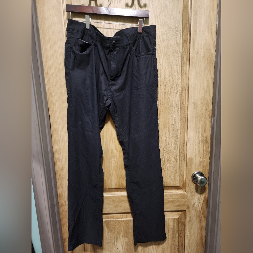 Kenneth Cole New York Black Dress Pants Elegant Style